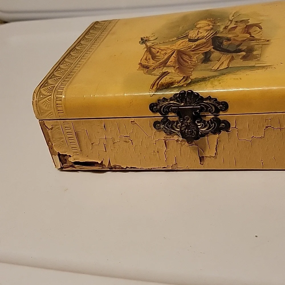 Vintage Celluloid? Jewelry or Hankerchief Box w Courting Couple Victorian